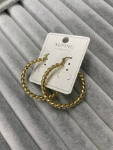 Tırtıklı halka küpe