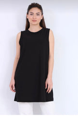 Siyah sıfır kollu içlik