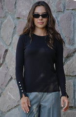 Kolları düğmeli badi