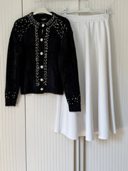 Siyah boncuklu hırka