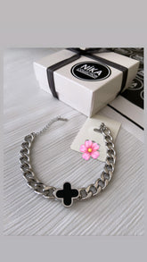 Silver renk yonca bileklik