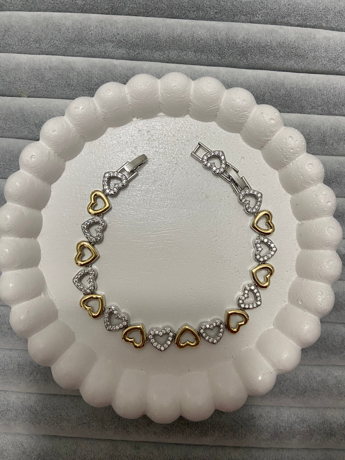 Özel seri vip kalpli bileklik