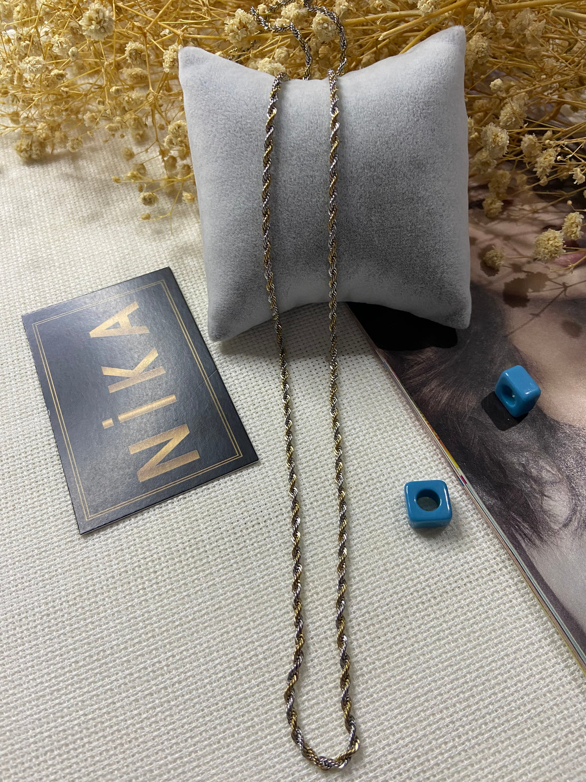 İki renkli burgu kolye