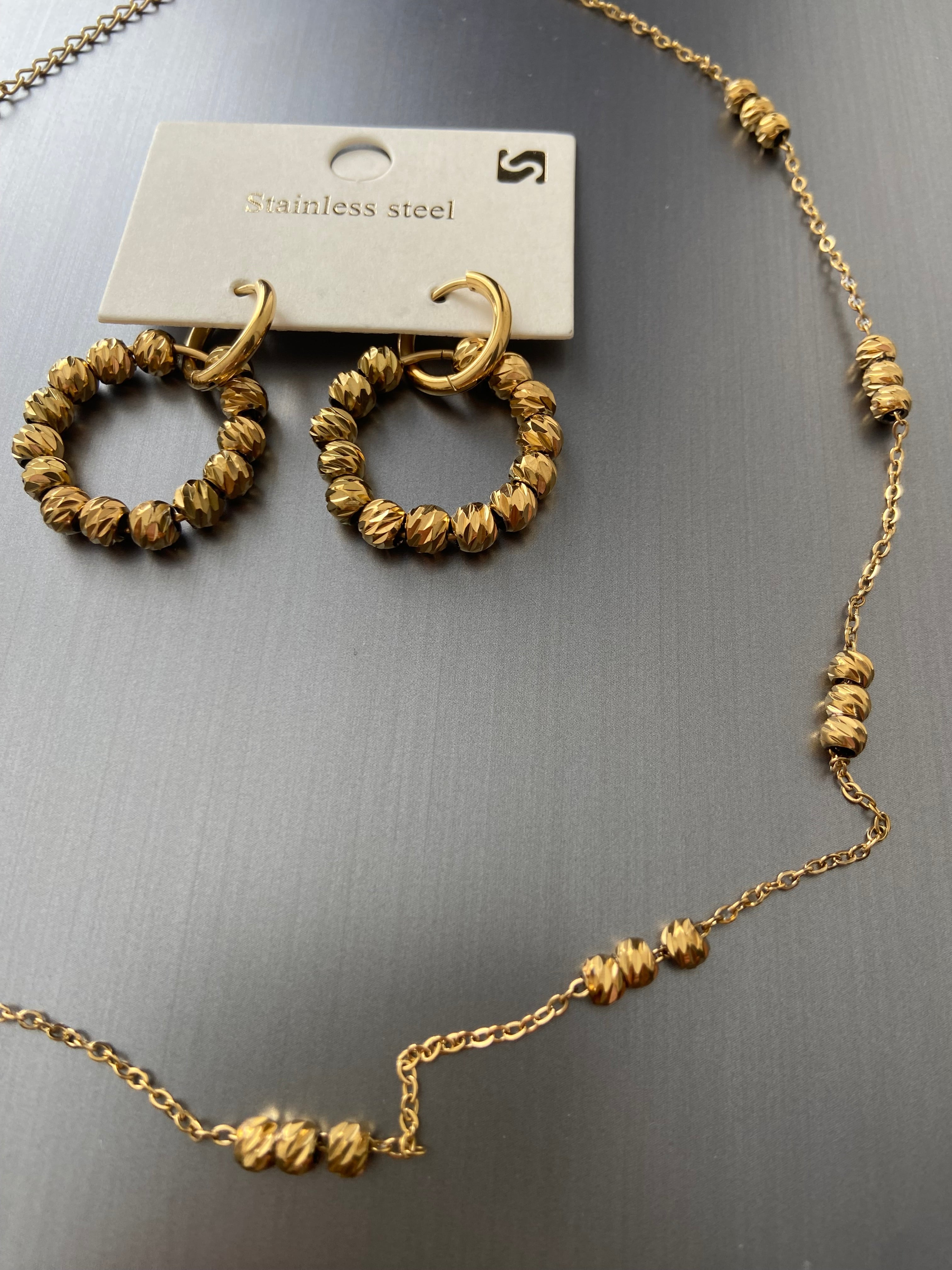 Çelik kolye küpe seti