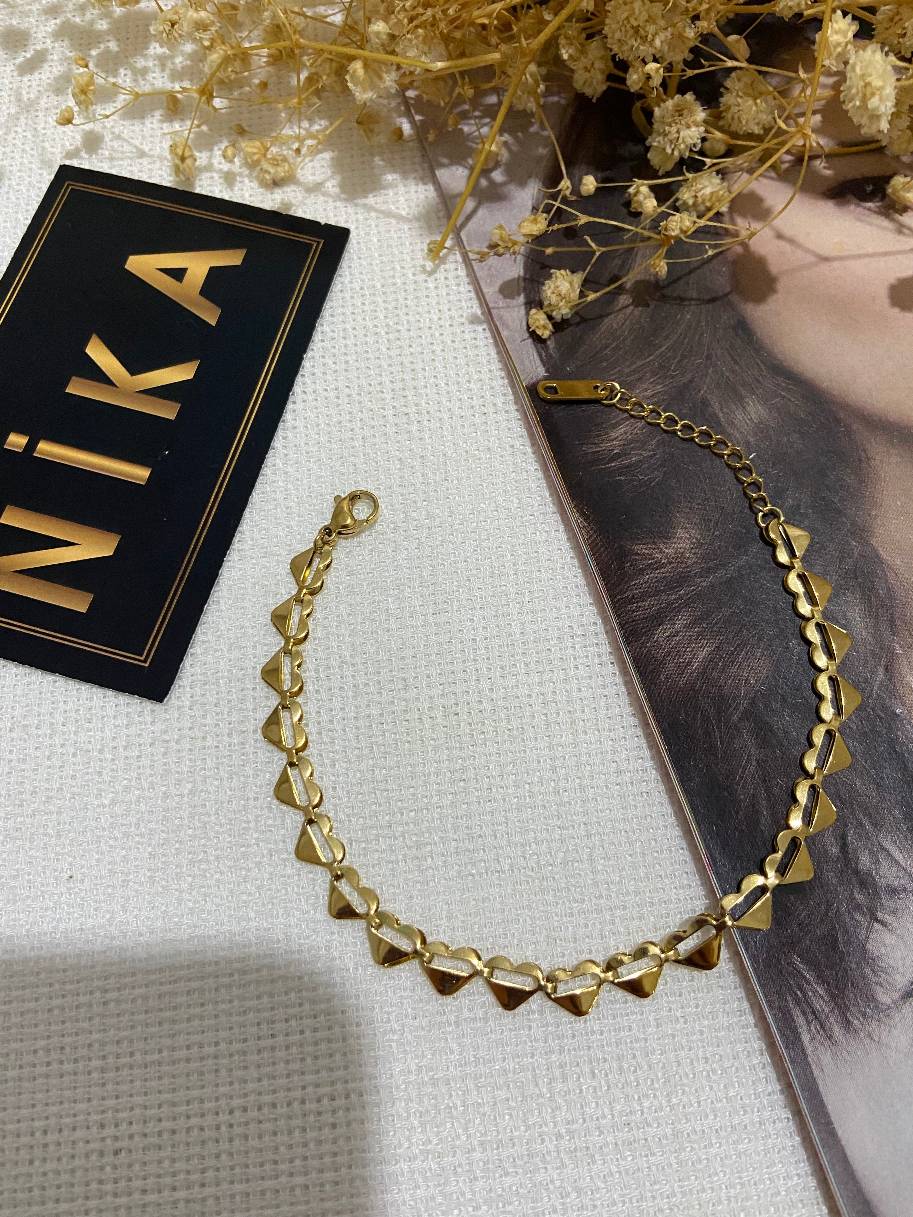 Minik kalpli bileklik gold renk