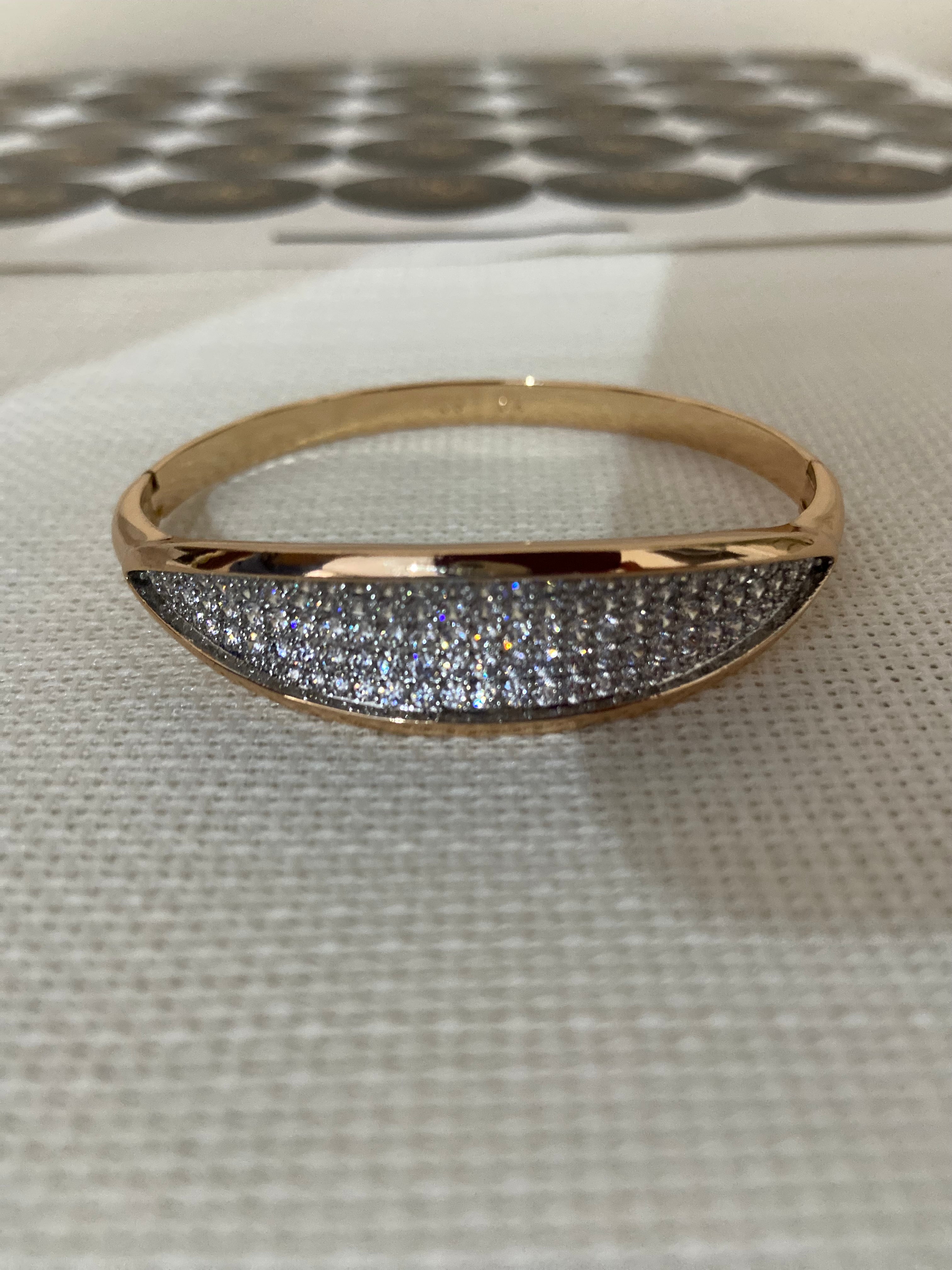 Kalın taş detaylı kelepçe ( özel seri )