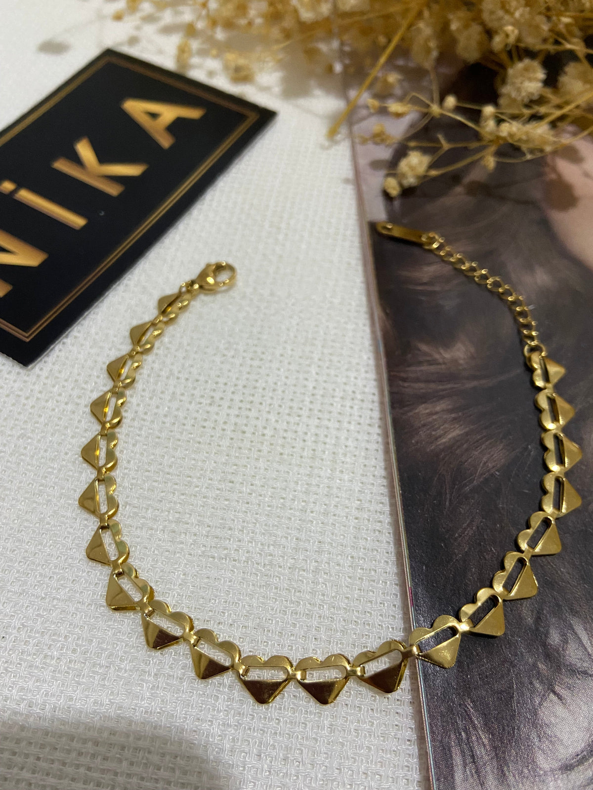 Minik kalpli bileklik gold renk