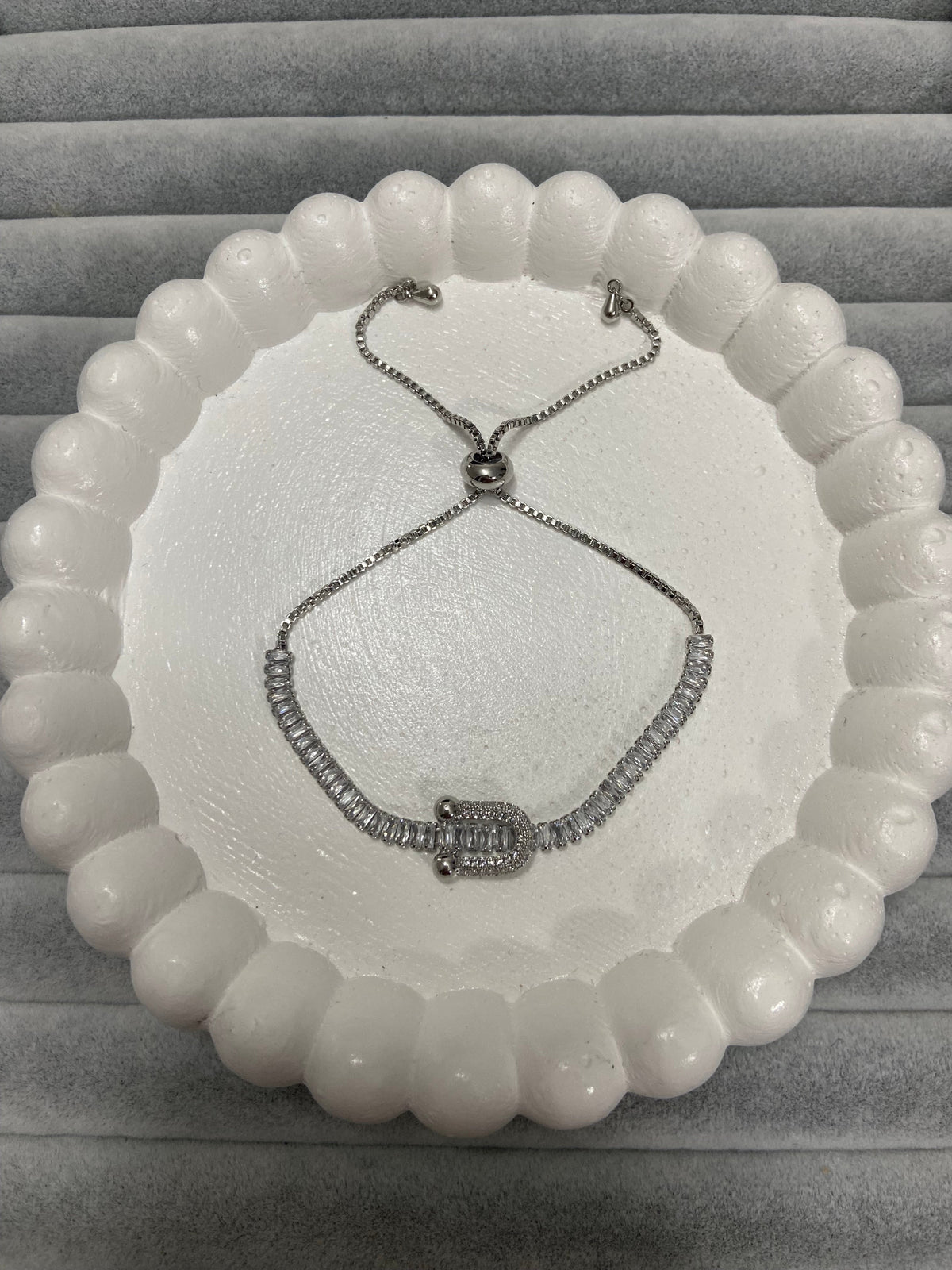 Asansörlü bileklik