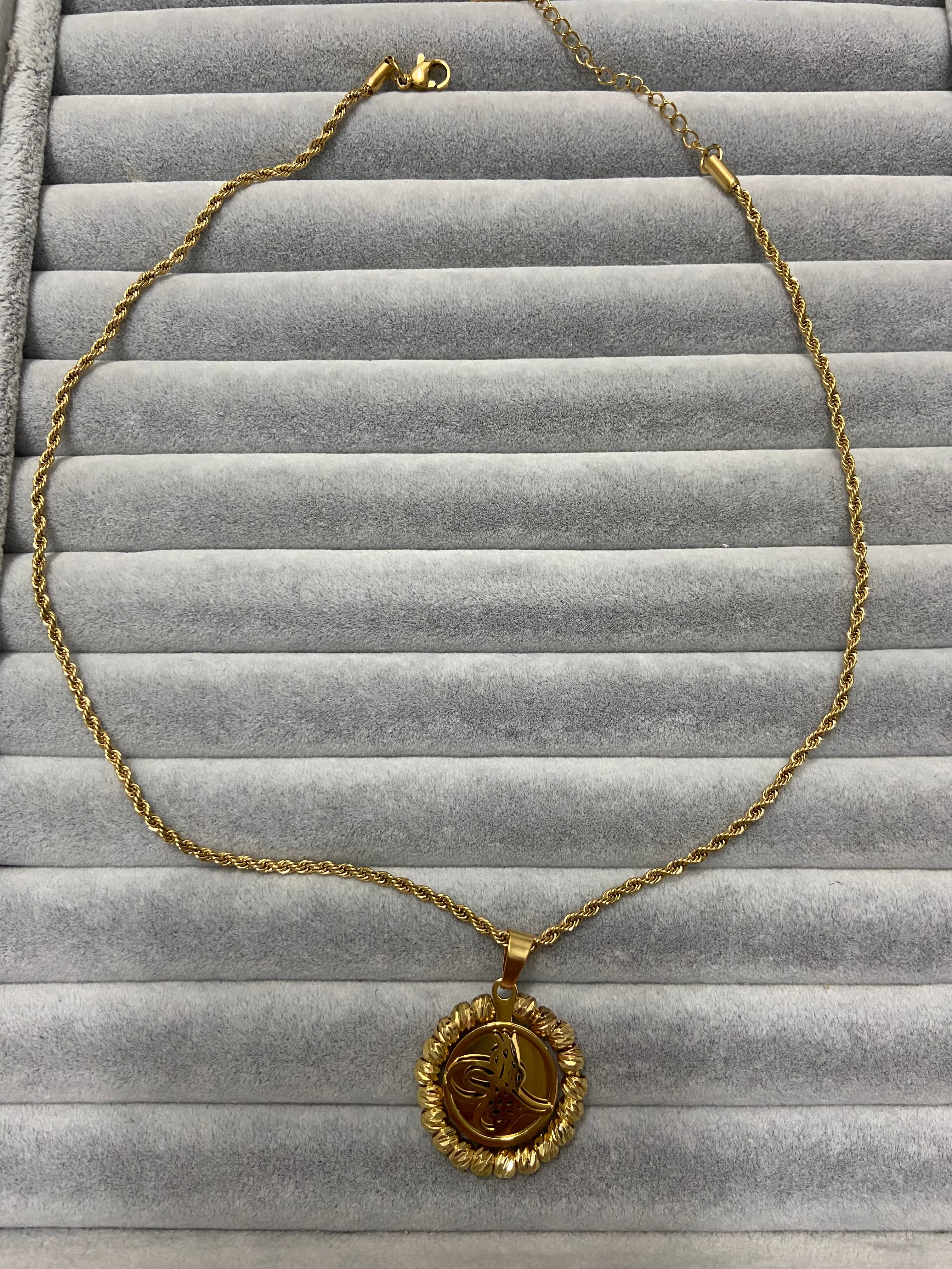 Turalı dorika kolye