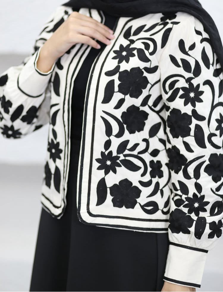 Nakış işlemeli ceket