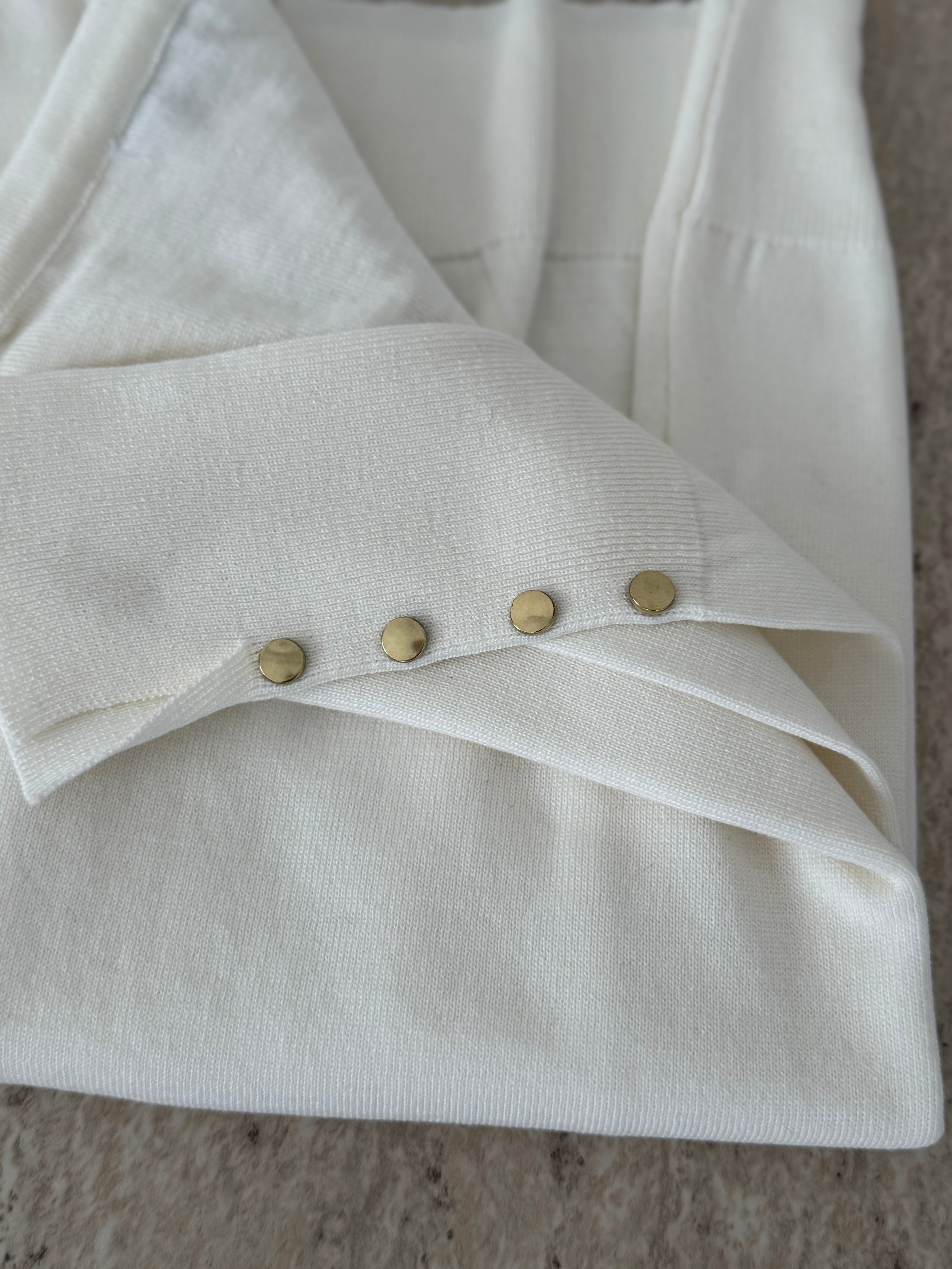 Kolları zımbalı badi