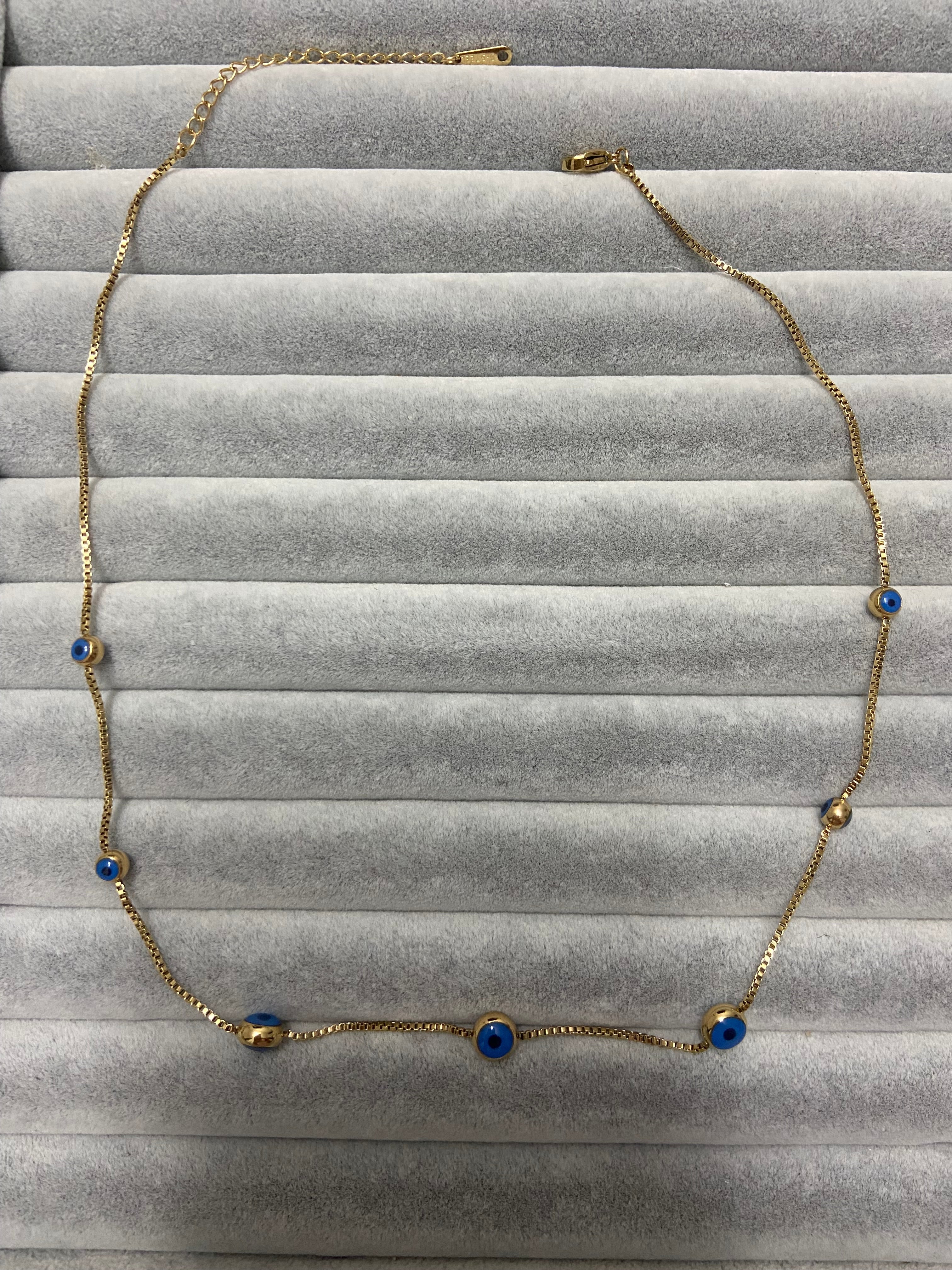 Nazar boncuklu kolye