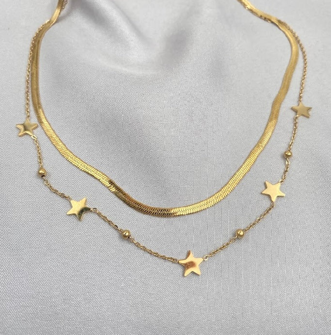 İkili yıldız detaylı kolye