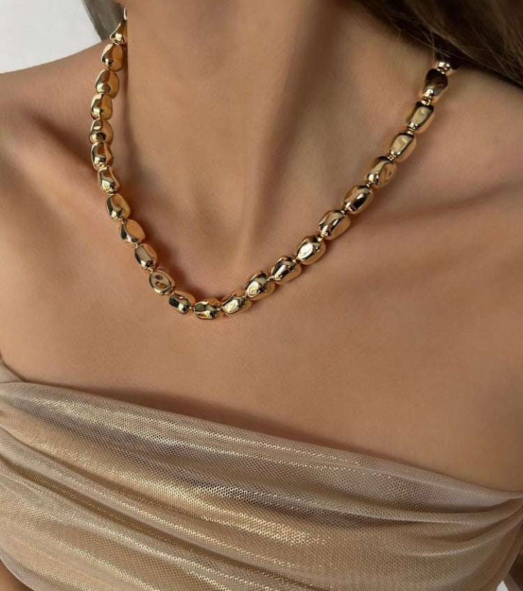 Tasarım harikası kolye