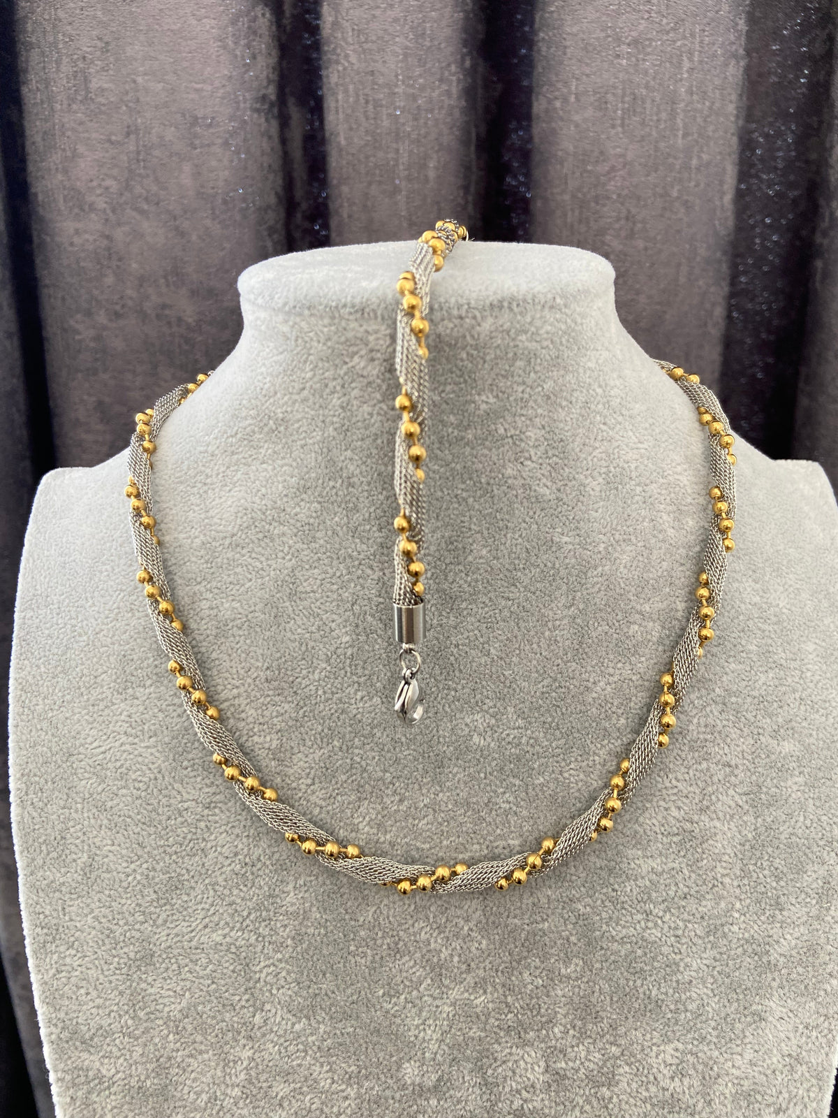 Burgulu iki renk geçişli kolye seti