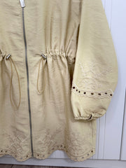 Nakış detaylı sarı ceket