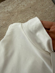 Beyaz uzun kollu badi