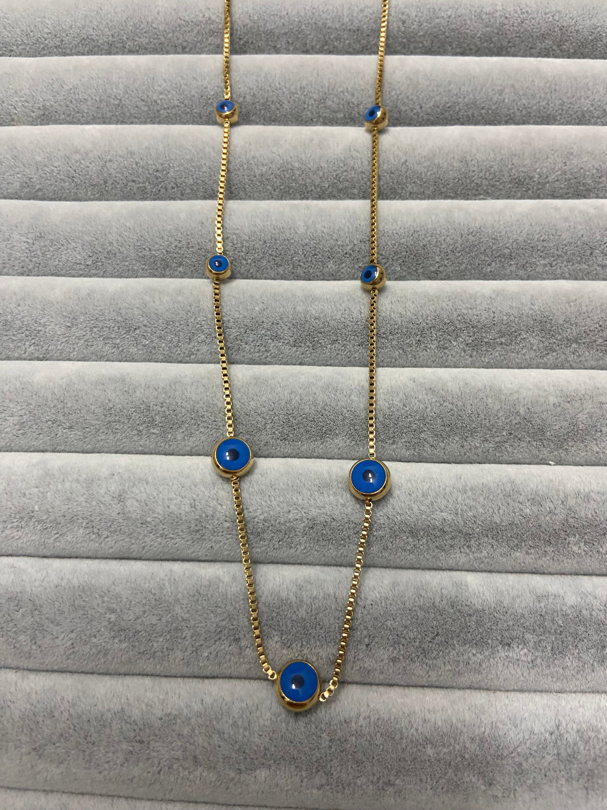 Nazar boncuklu kolye