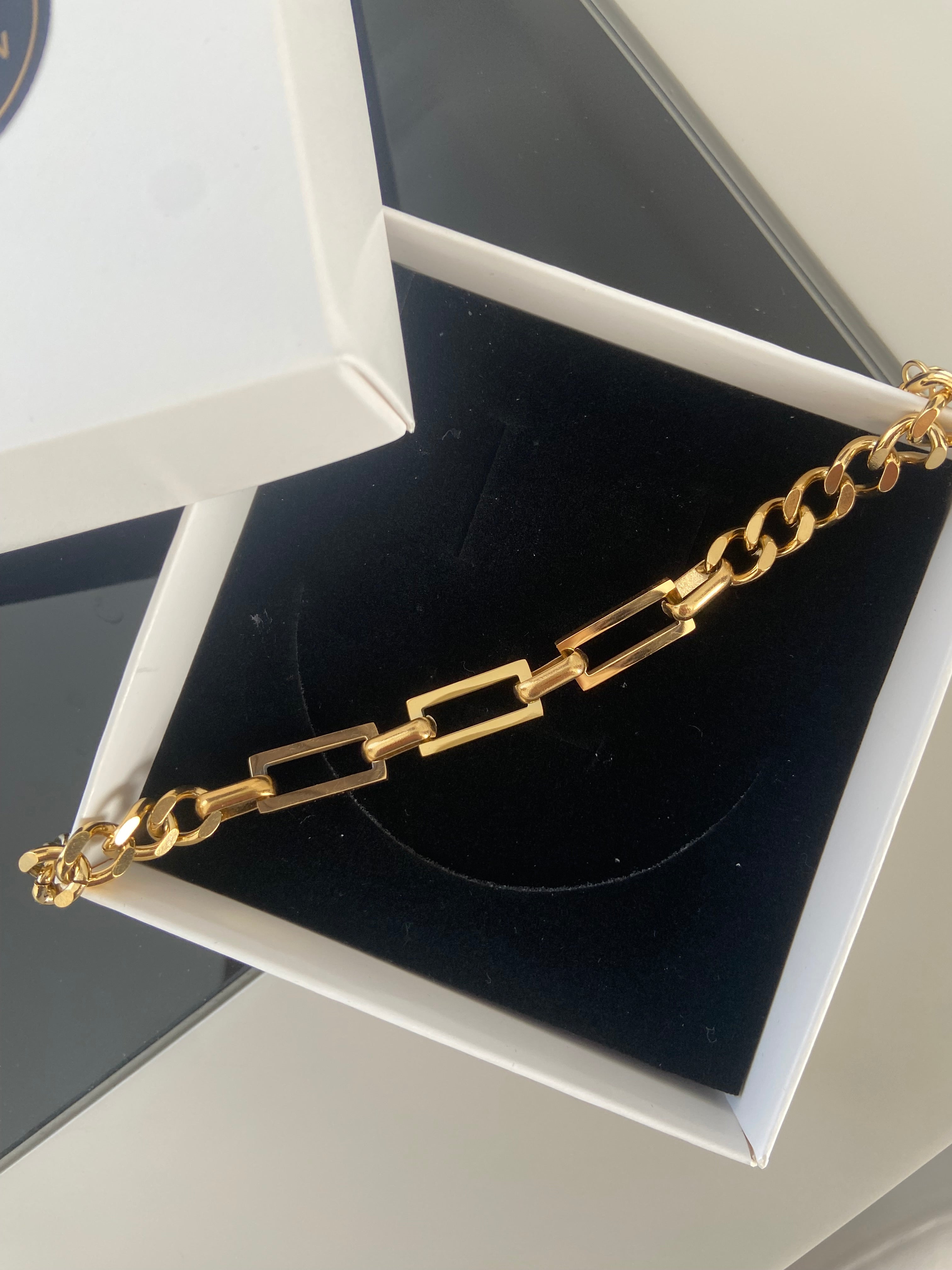 Gold dikdörtgen bileklik