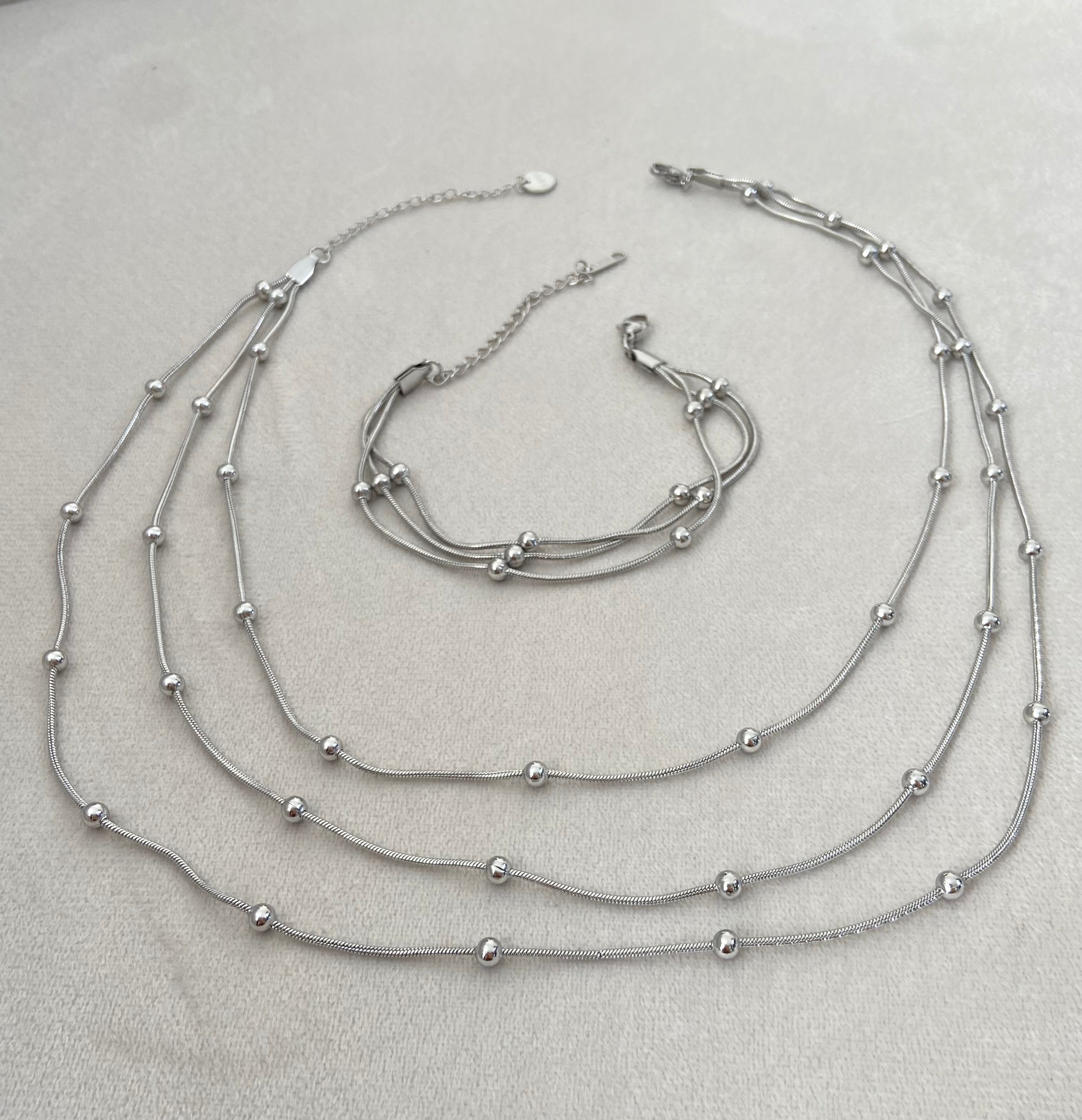 Topçuklu kolye seti