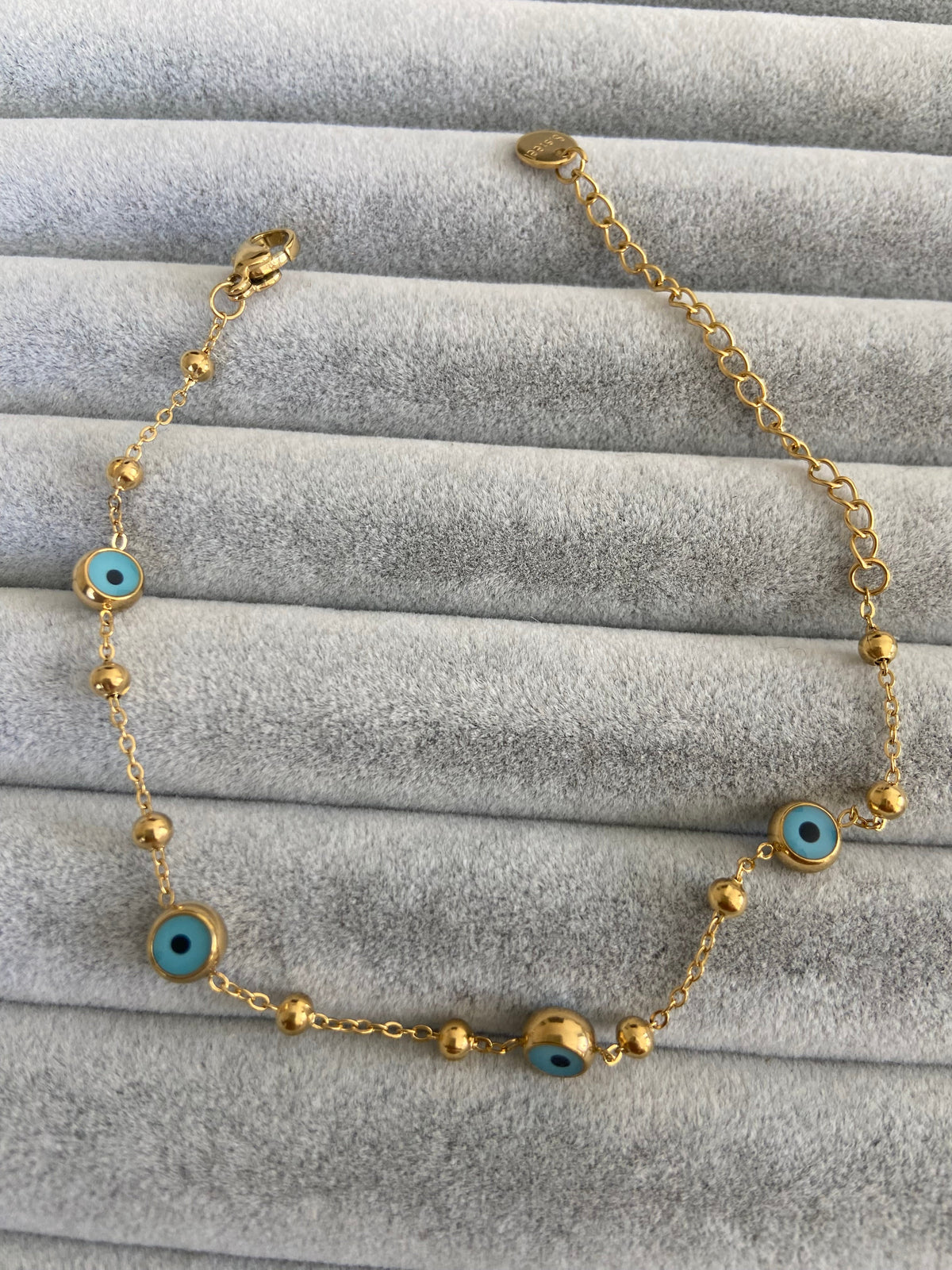 Nazar boncuklu bileklik