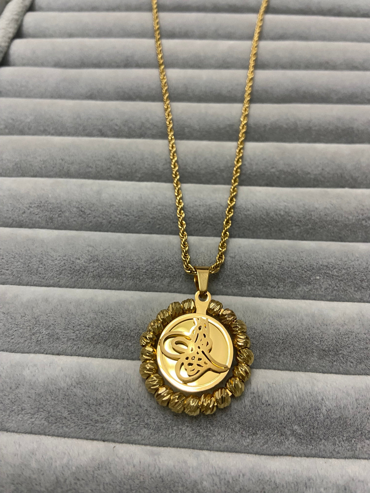 Turalı dorika kolye