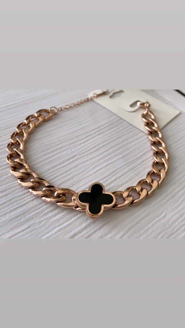 Rose renk yonca bileklik