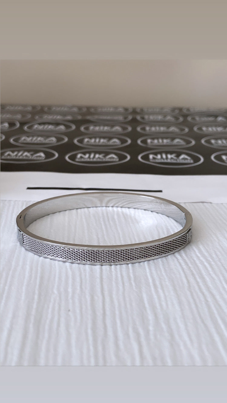 Silver renk hasır kelepçe