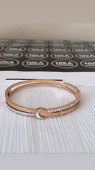 Ay detaylı Rose kelepçe