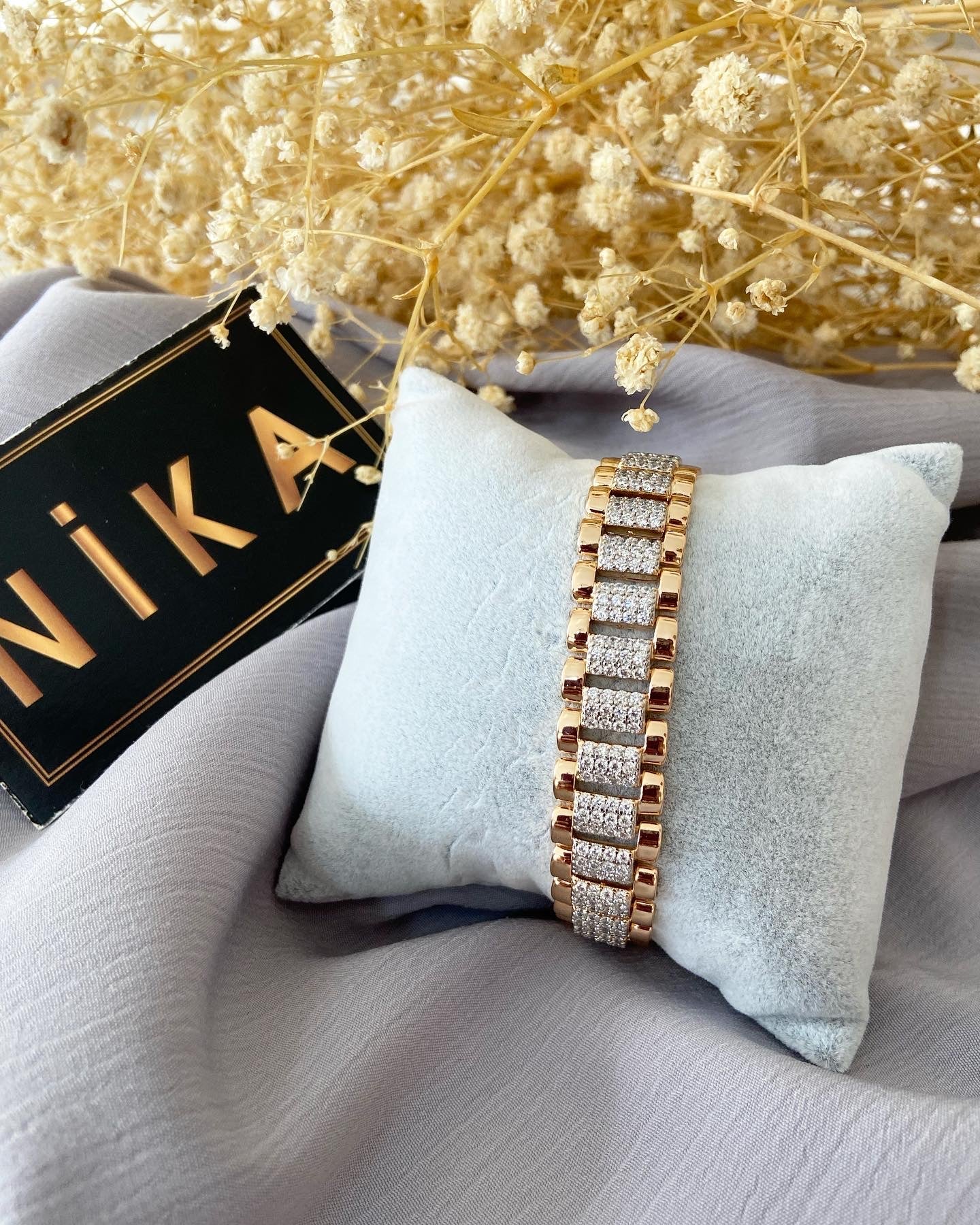 İki renkli kalın bileklik