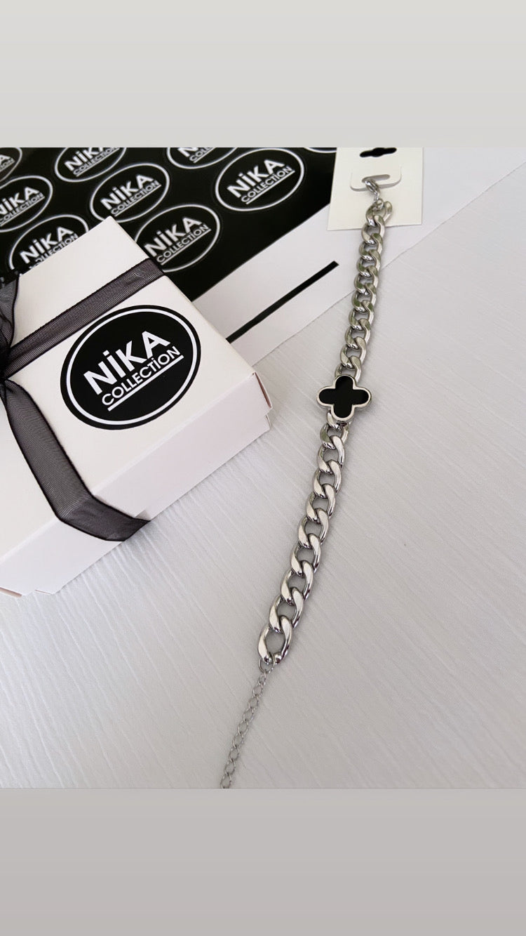 Silver renk yonca bileklik