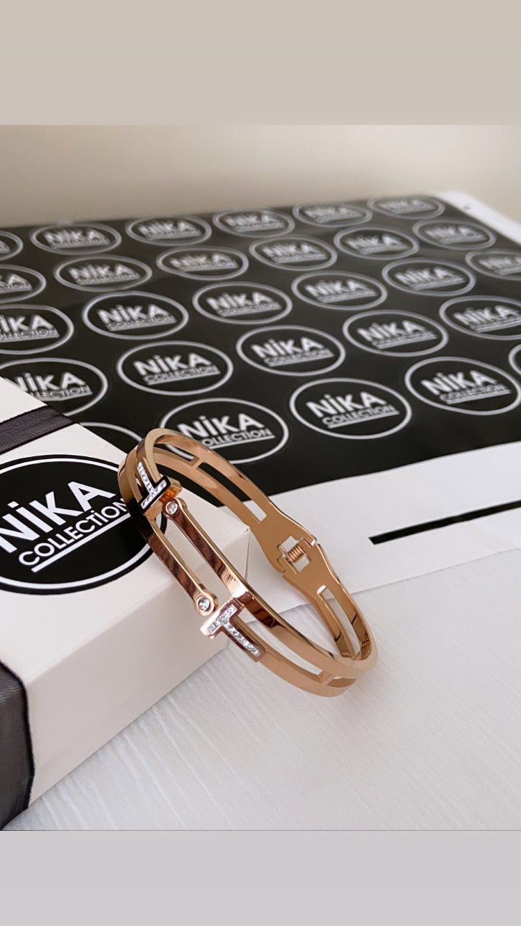 Rose renk T model kelepçe