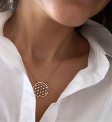 Rose renk yonca kolye